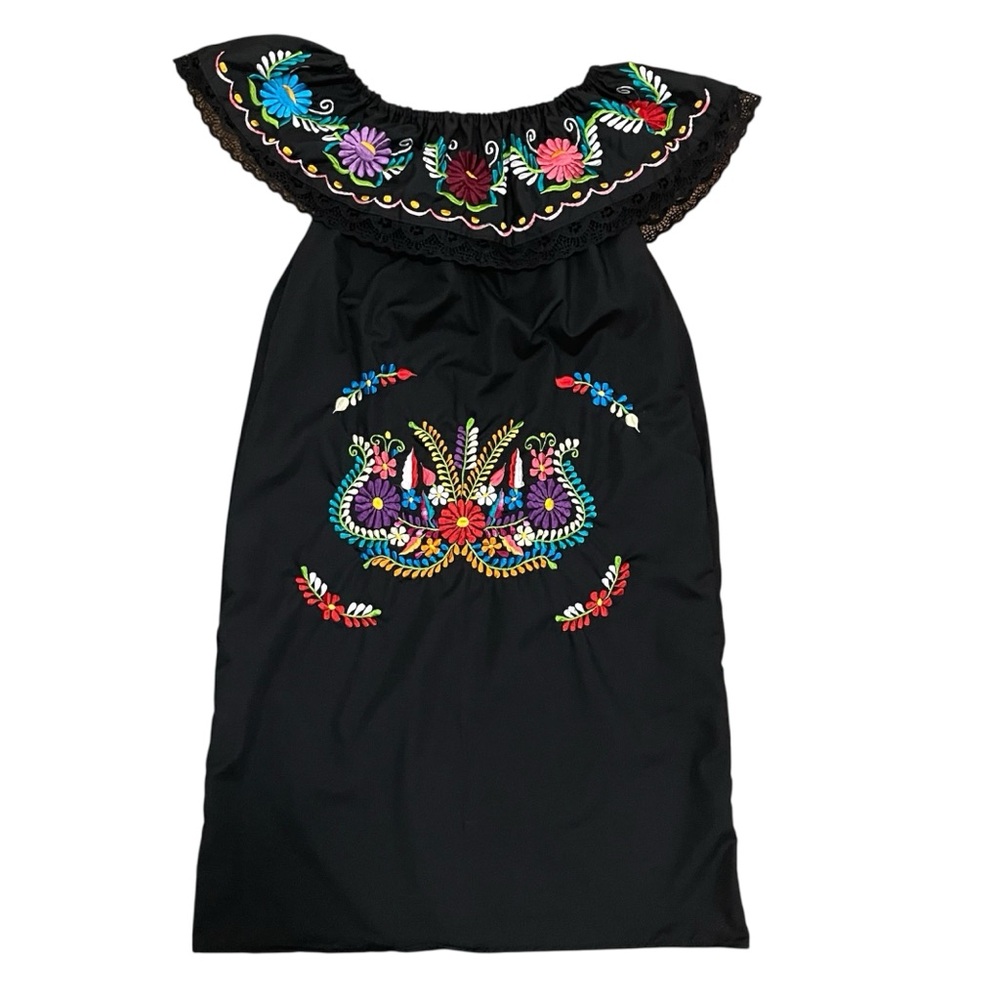 Black Mexican Embroidered Midi Dress w/ Lace Medium M